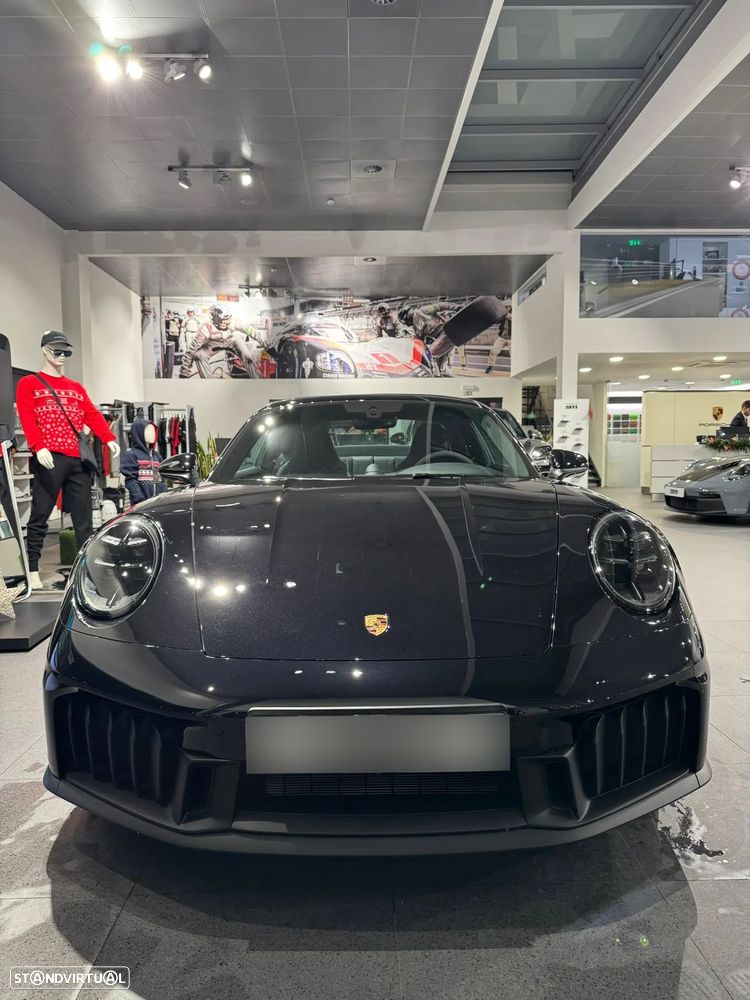 Porsche 911 (992) - 3