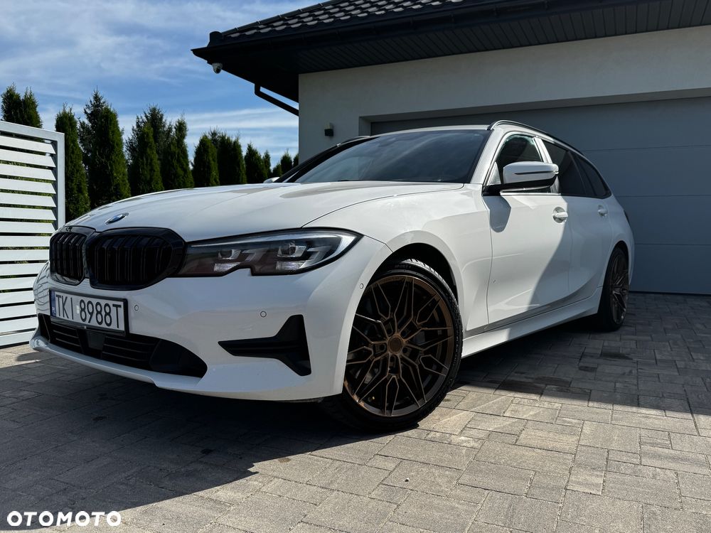 BMW Seria 3 330d MHEV Sport Line sport - 14