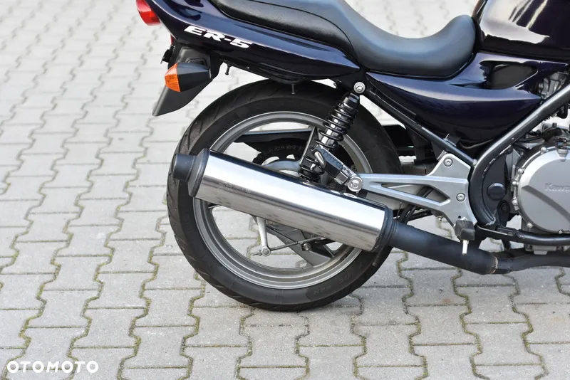 Kawasaki ER - 11