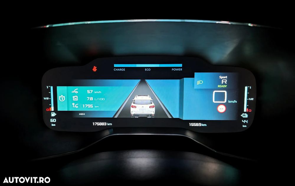 Citroën C5 Aircross 1.6 Hybrid FWD 225 EAT8 Shine - 33