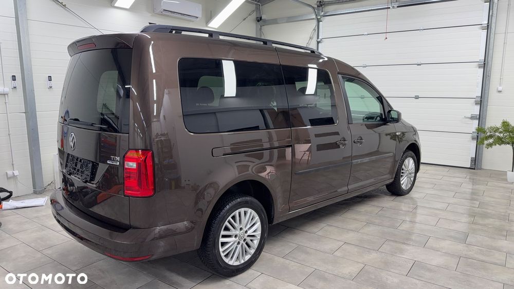 Volkswagen Caddy - 10