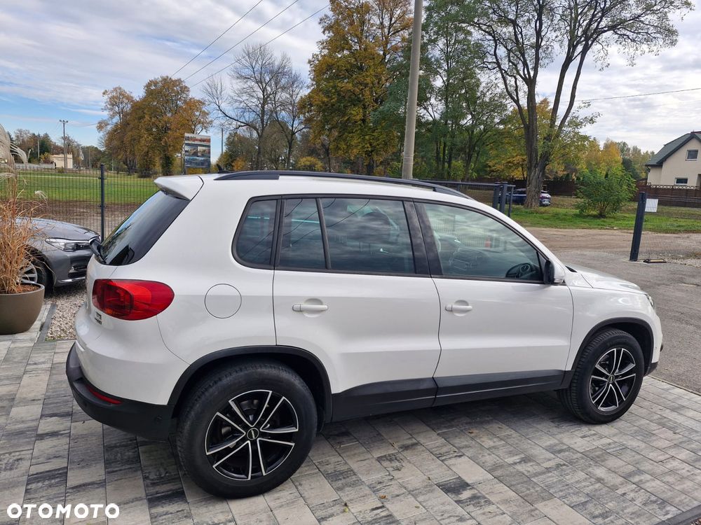 Volkswagen Tiguan - 5