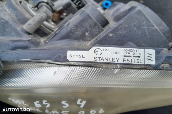 Far stanga 02A011A Mazda 5 CR [2005 - 2008] Minivan 2.0 MZR-CD MT (14 - 3