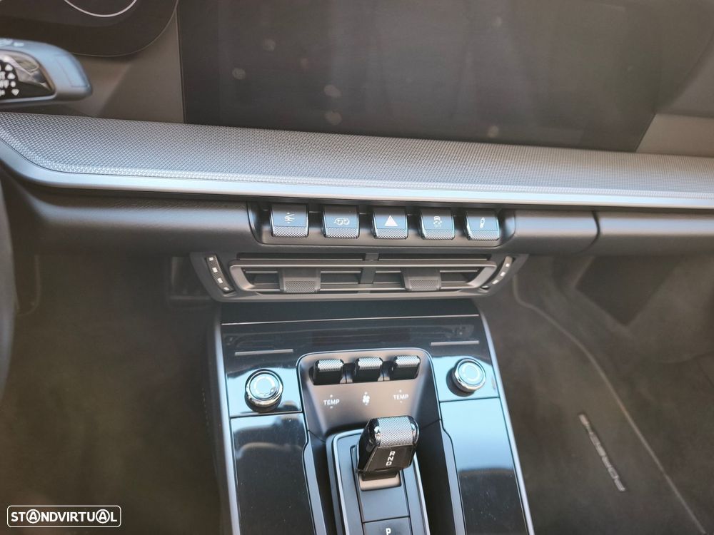 Porsche 911 (992) Carrera 4S PDK - 5