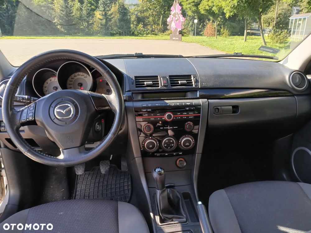 Mazda 3 - 16