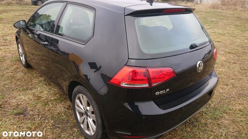 Volkswagen Golf - 17