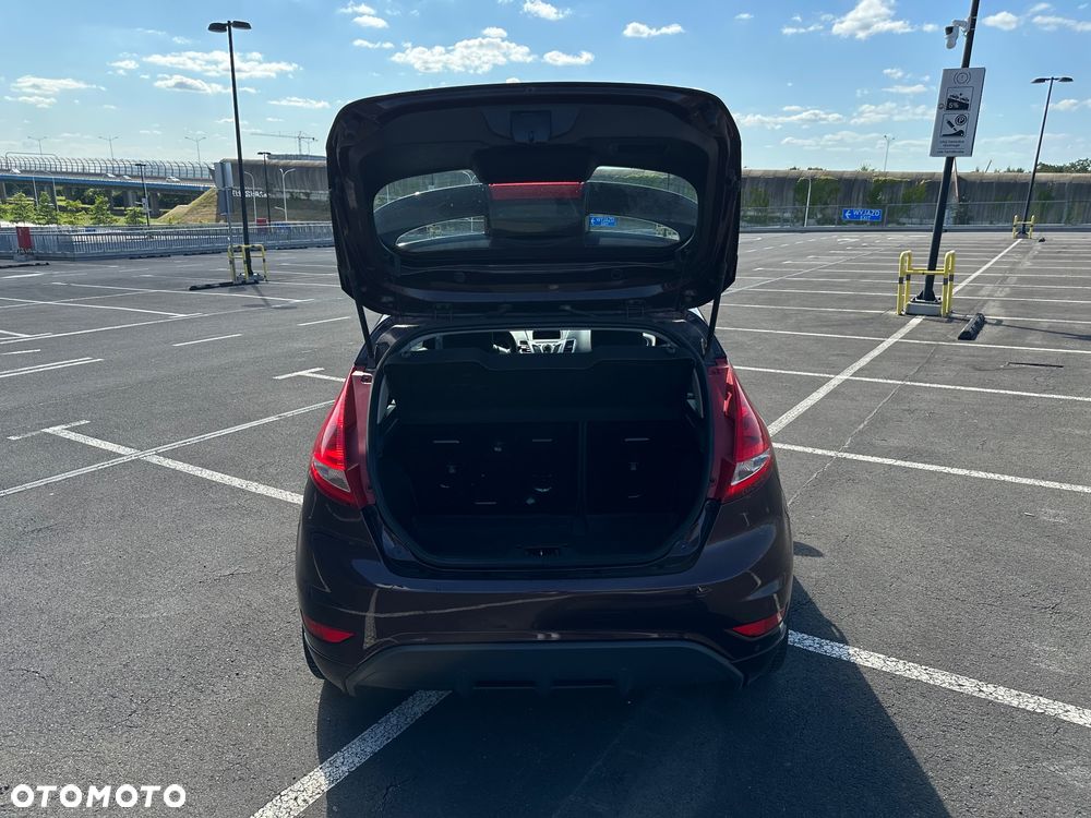 Ford Fiesta 1.6 Sport - 26