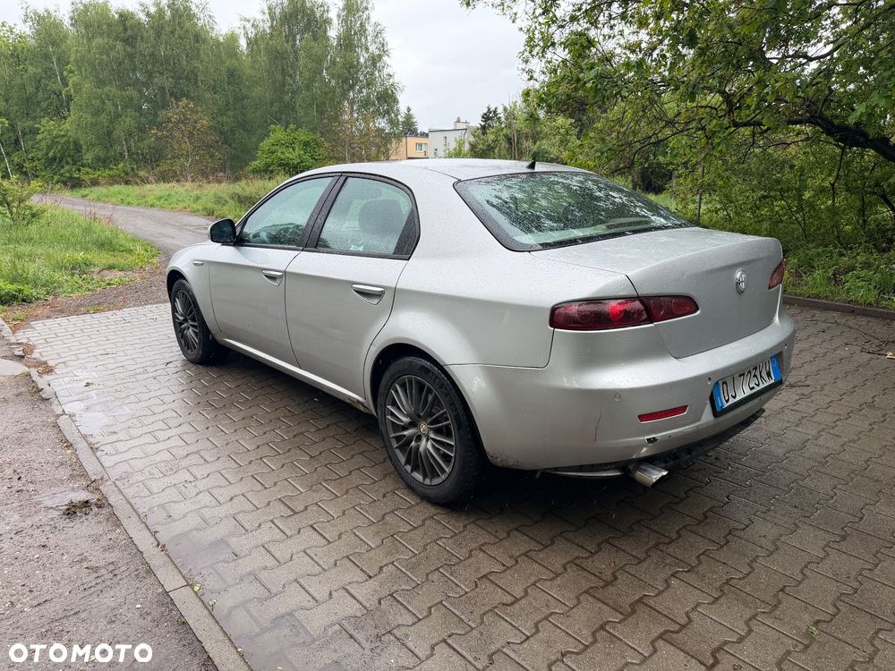 Alfa Romeo 159 1.9 JTDM 8V DPF - 4