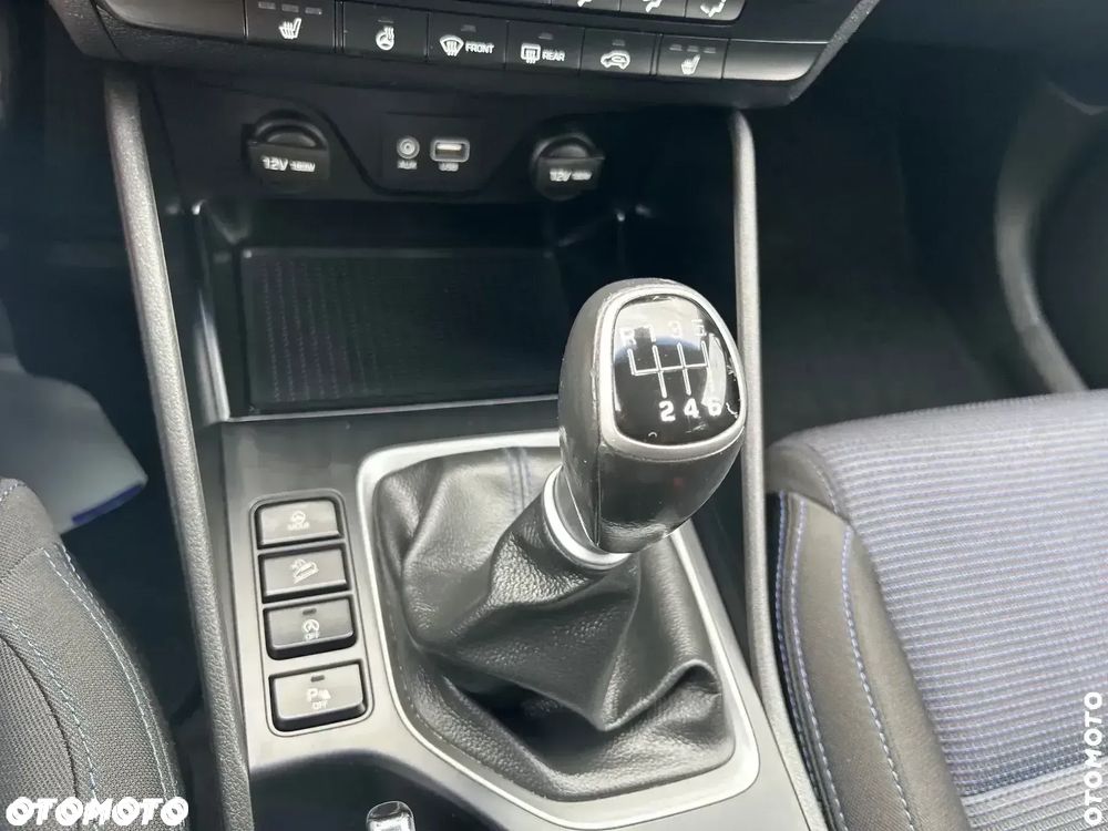 Hyundai Tucson blue 1.7 CRDi 2WD Style - 19