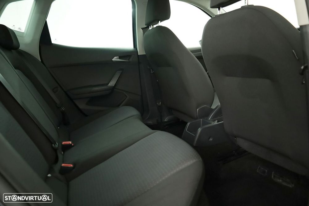 SEAT Arona - 21