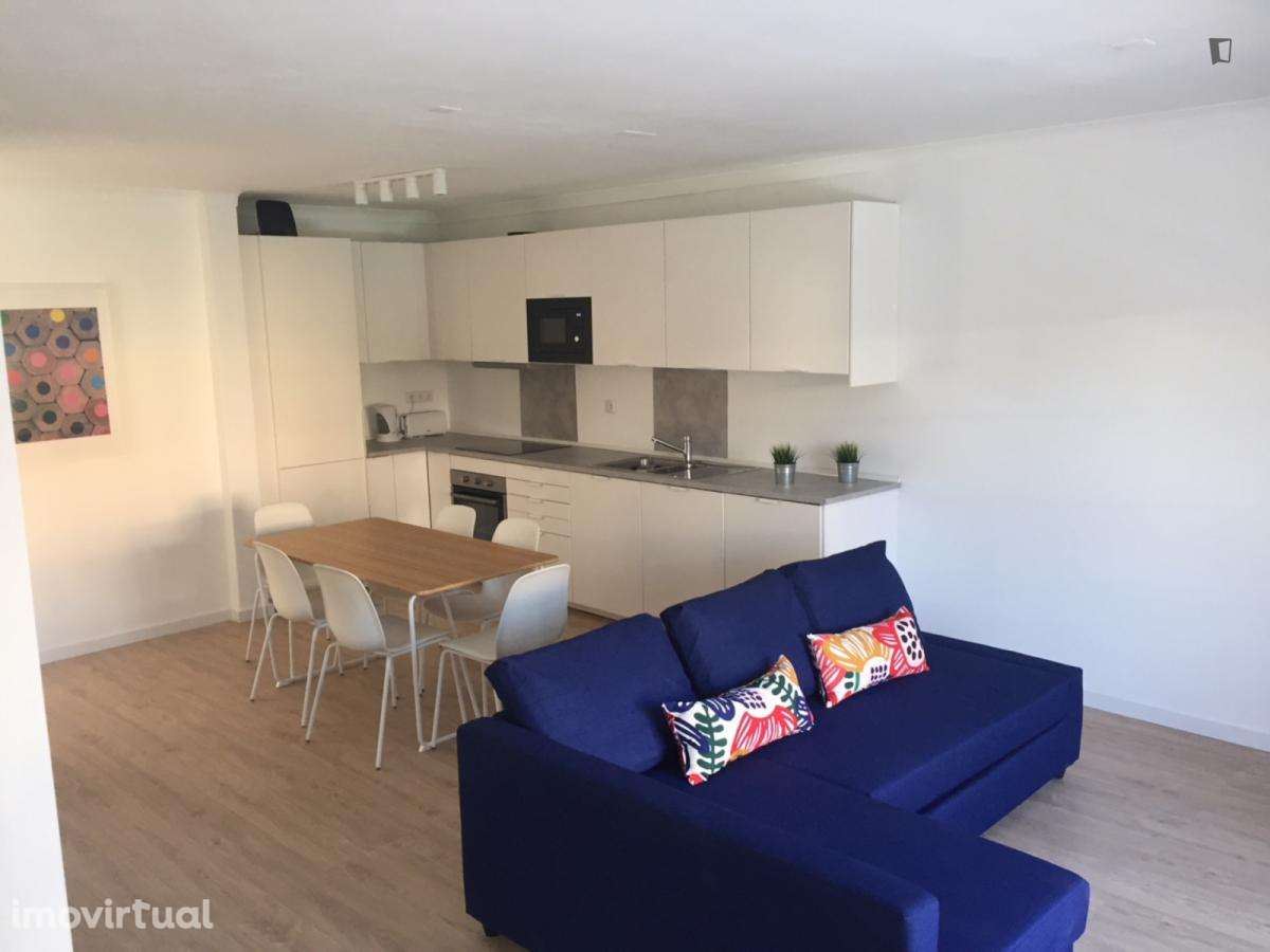 Quarto - localizado em Setubal - Grande imagem: 3/7