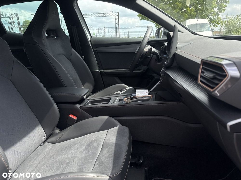 Cupra Formentor 1.5 eTSI mHEV DSG - 16