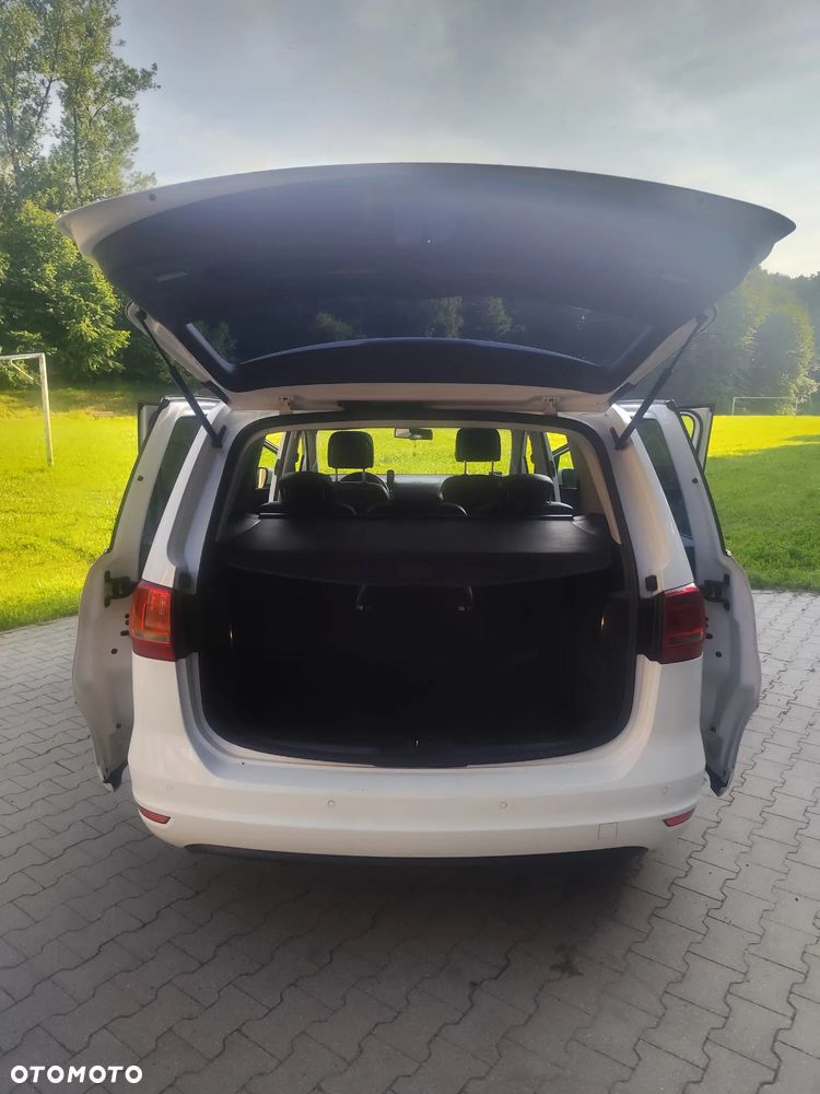 Volkswagen Sharan - 16