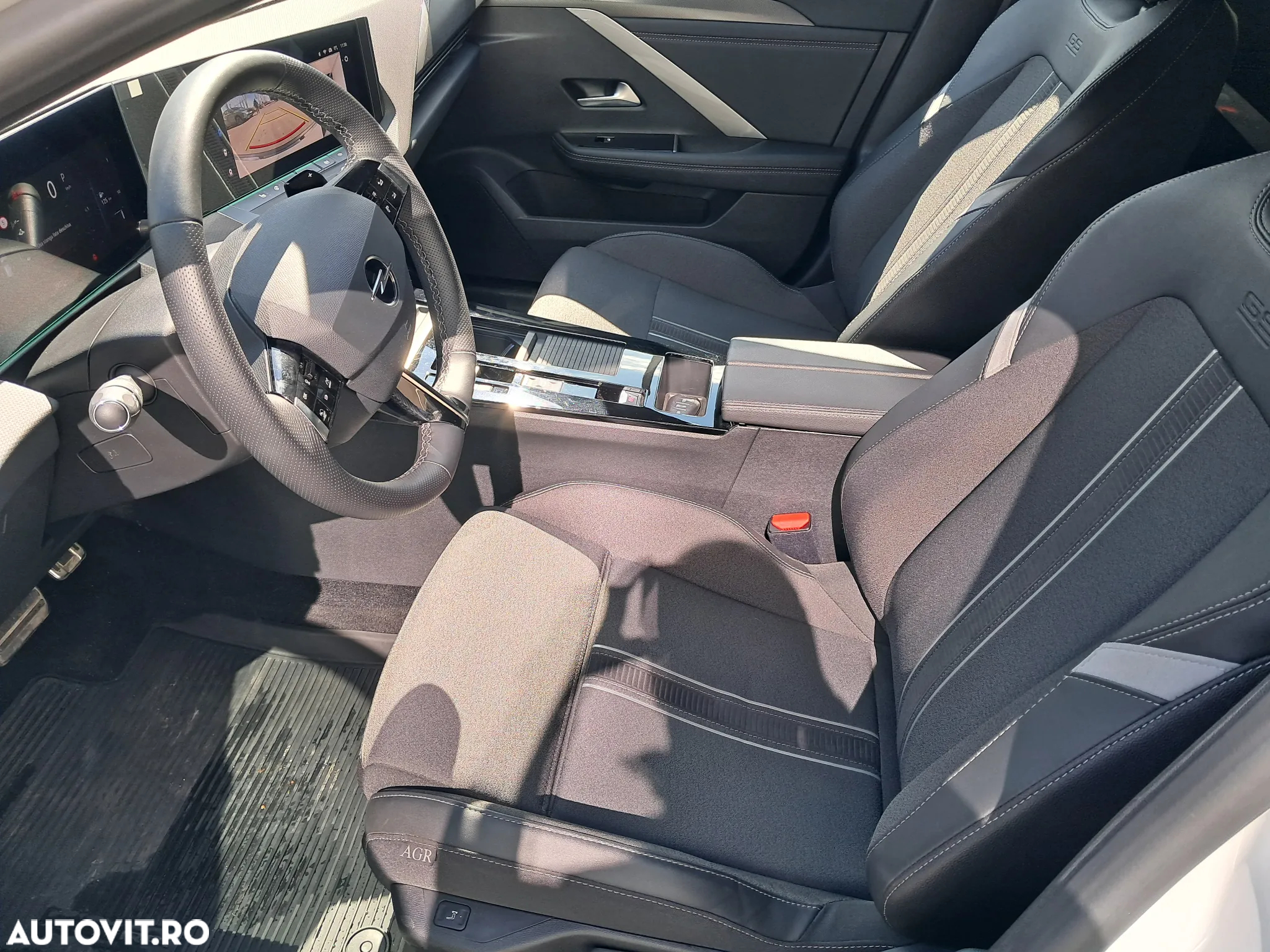 Opel Astra 1.2L Turbo Start/Stop AT8 GS - 10