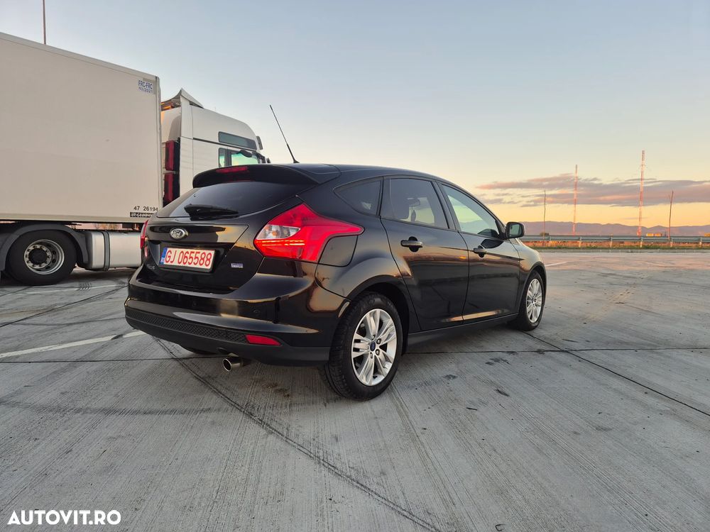 Ford Focus 1.6 EcoBoost Start-Stopp-System SYNC Edition - 6