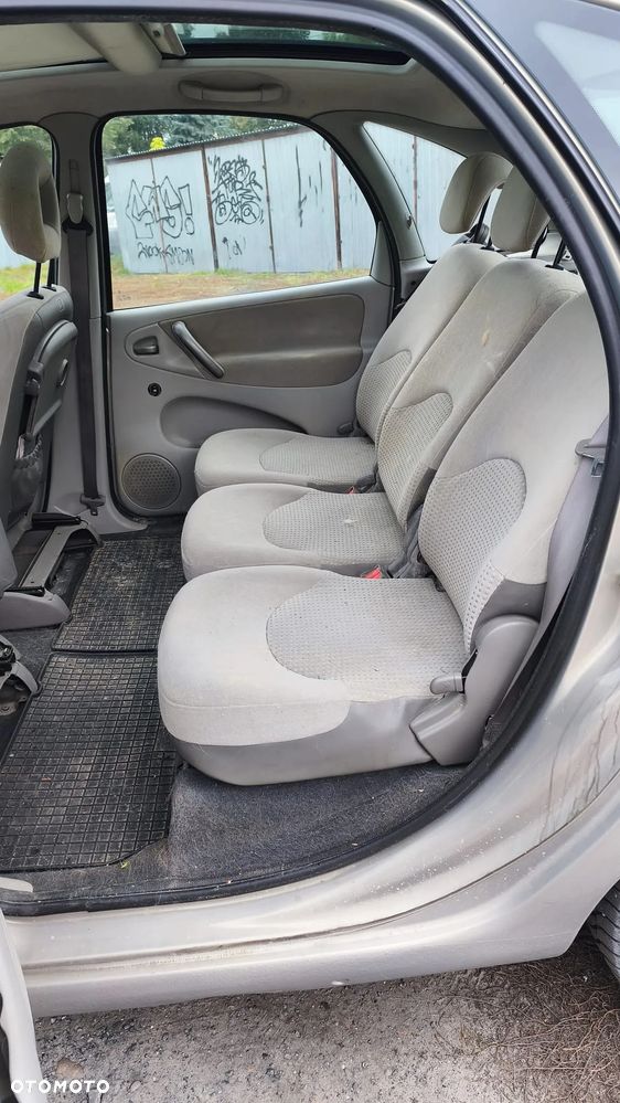 Citroën Xsara Picasso - 11