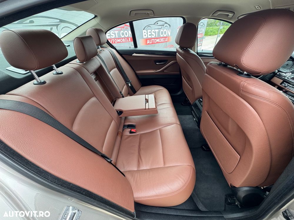 BMW Seria 5 518d Luxury Line - 9