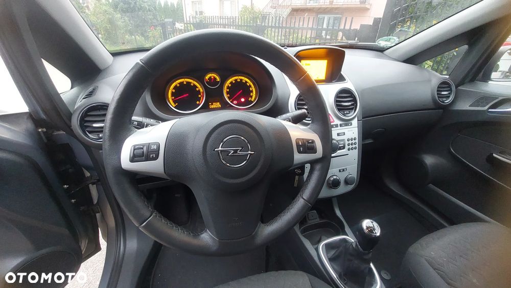 Opel Corsa 1.4 16V Color Edition - 7