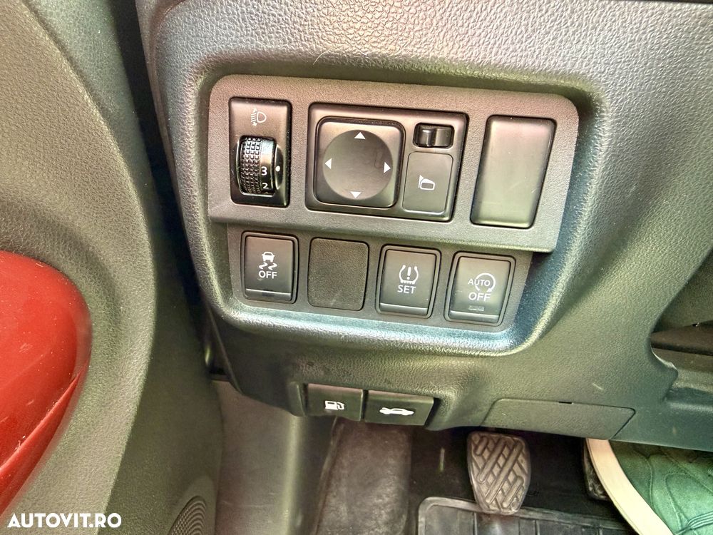 Nissan Juke 1.2L DIG-T Start/Stop N-Connecta - 9