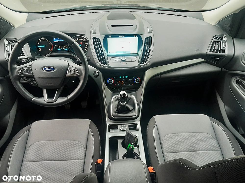 Ford Kuga 1.5 EcoBoost 2x4 Titanium - 13
