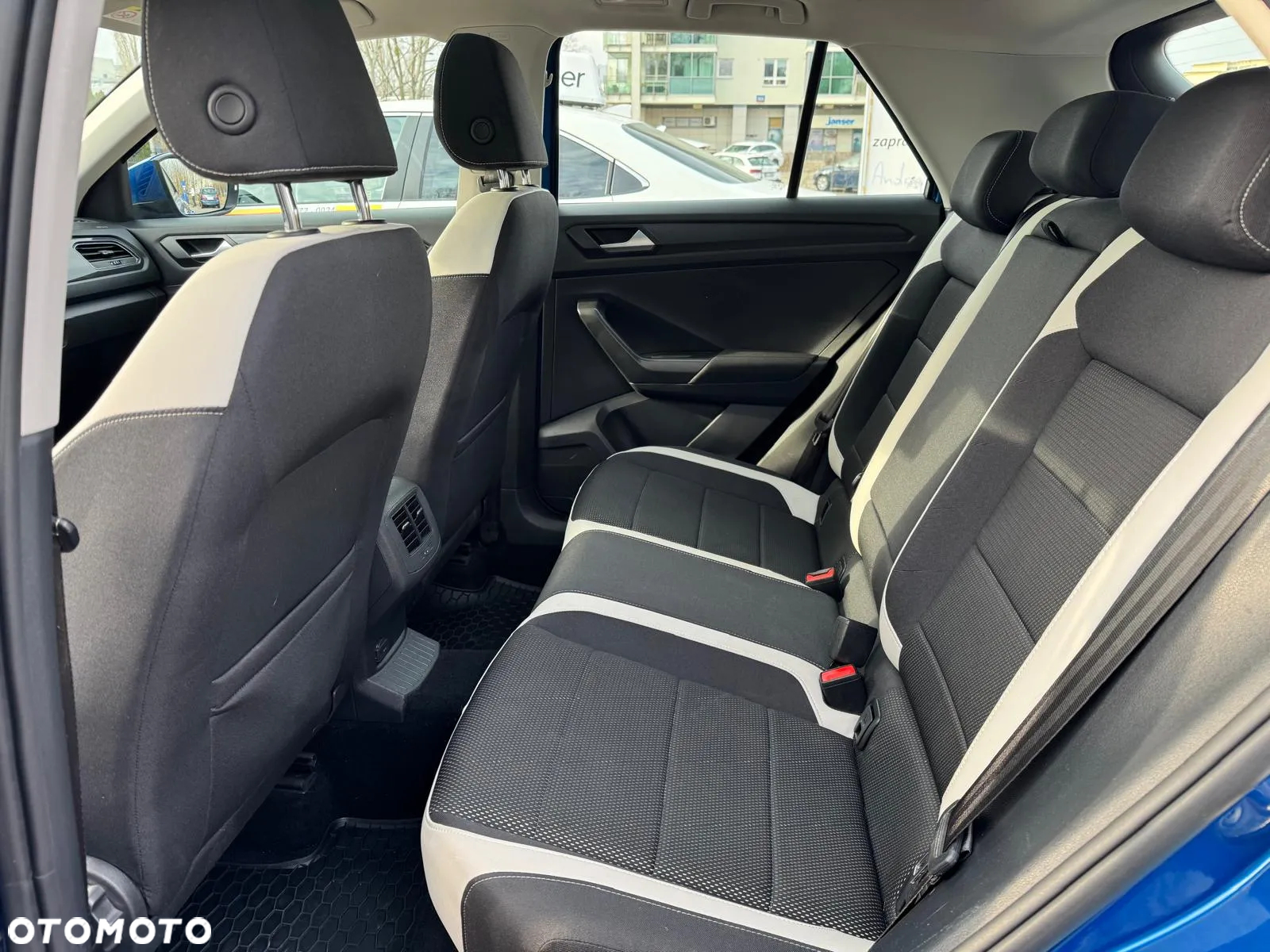 Volkswagen T-Roc 2.0 TSI 4Motion Premium DSG - 8