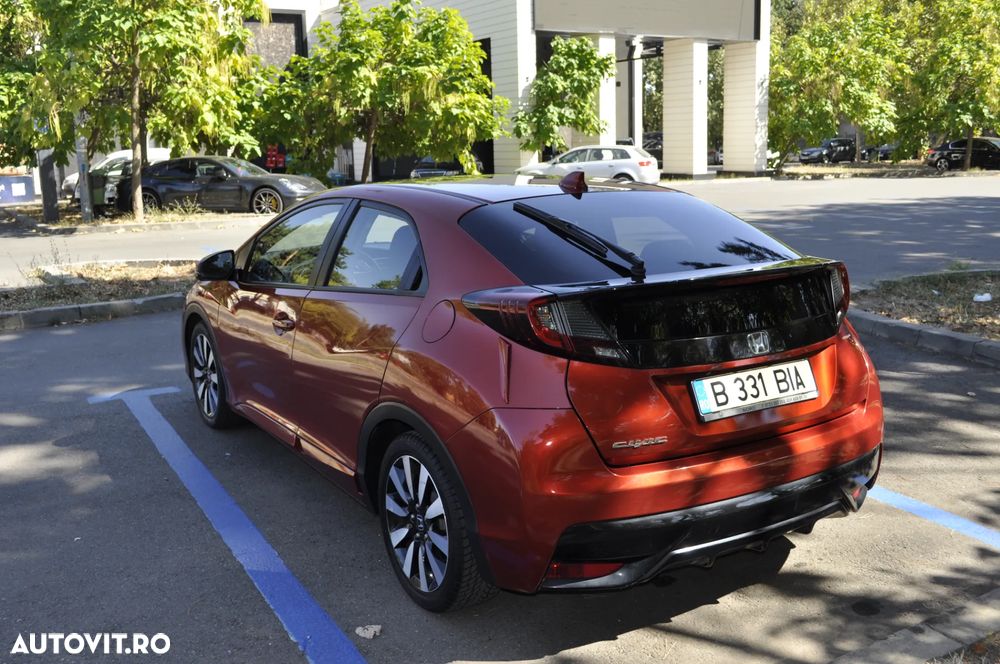 Honda Civic 1.8 i-VTEC MT Elegance - 11