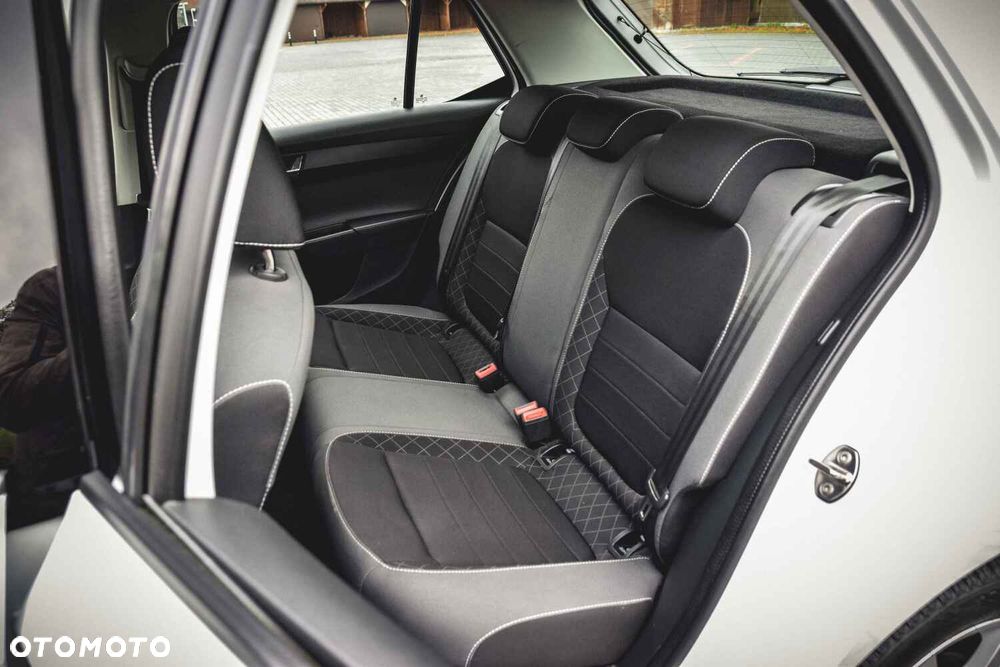 Skoda Fabia 1.0 Ambition - 24