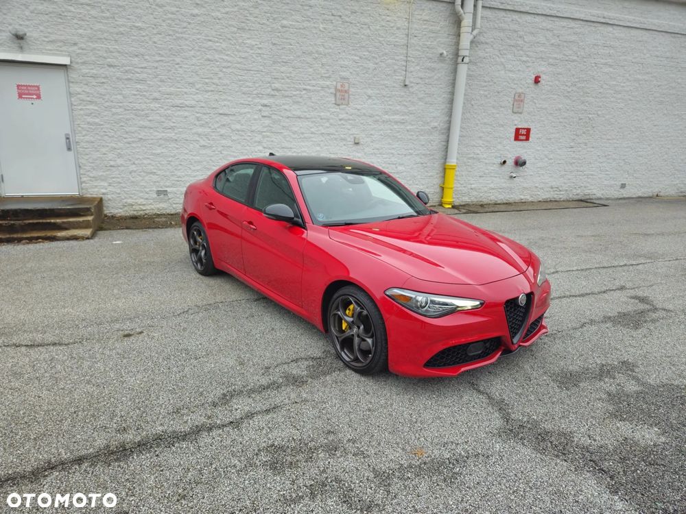 Alfa Romeo Giulia 2.0 Turbo TI Q4 - 20