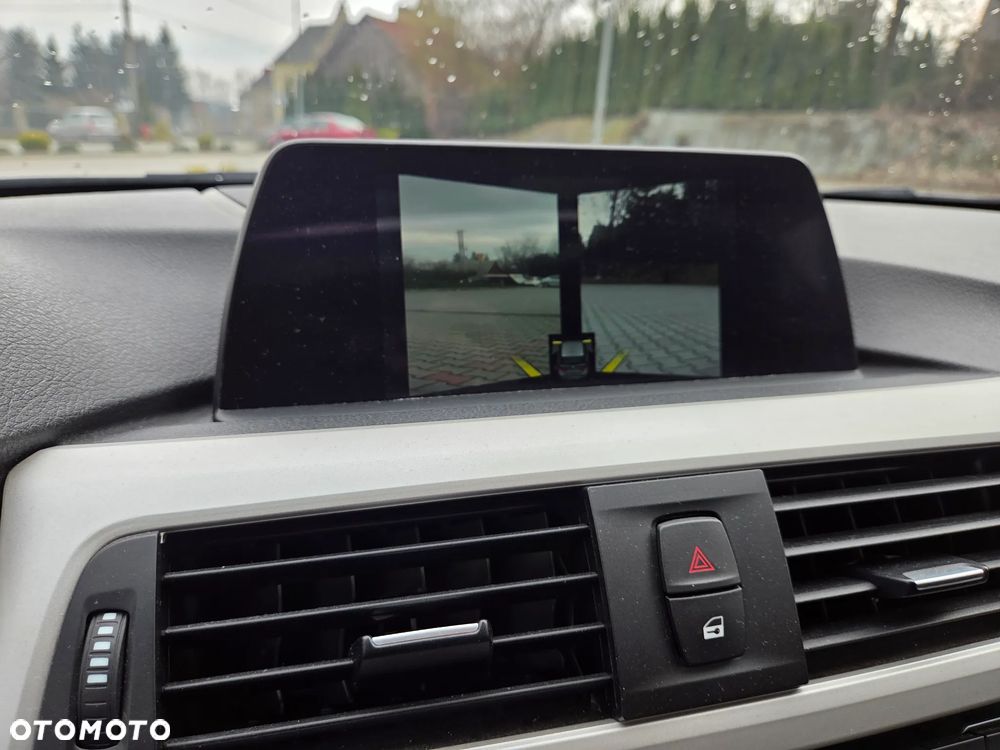 BMW Seria 3 - 18