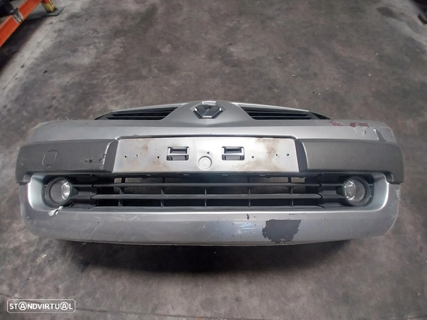 Para choques frente Renault Megane ano 2006