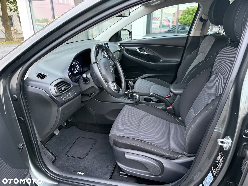 Hyundai i30 1.5 DPI Comfort - 9