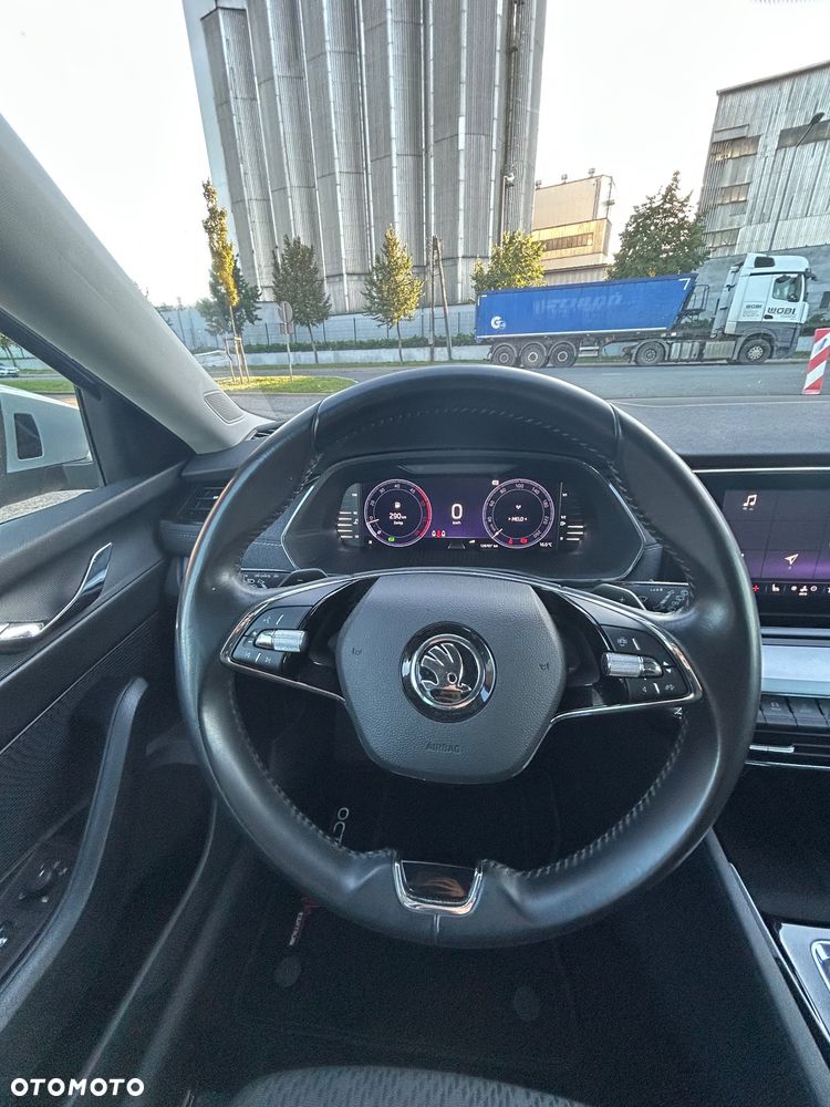 Skoda Octavia 2.0 TDI SCR Style DSG - 11
