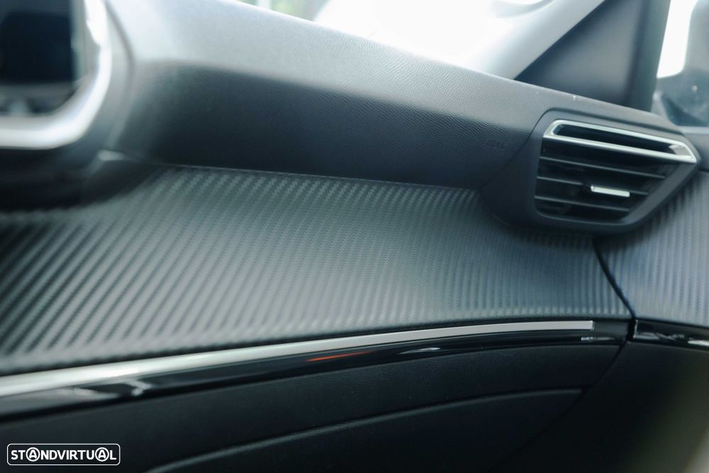 Peugeot 2008 1.2 PureTech Active EAT8 - 23