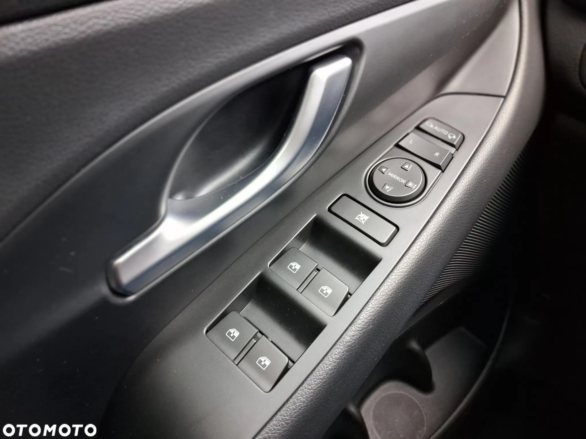 Hyundai i30 1.5 DPI Comfort - 12
