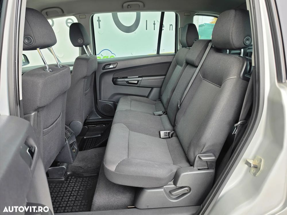 Opel Zafira - 13