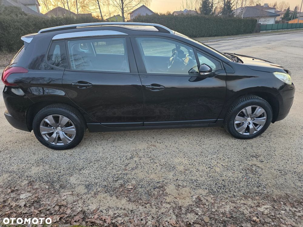 Peugeot 2008 - 9