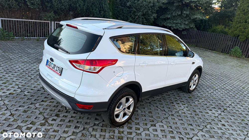 Ford Kuga 2.0 TDCi 4WD Titanium - 34