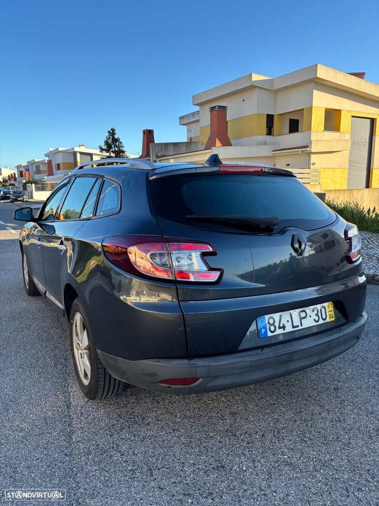 Renault Mégane 1.5 dCi Dynamique CO2 Champion - 4