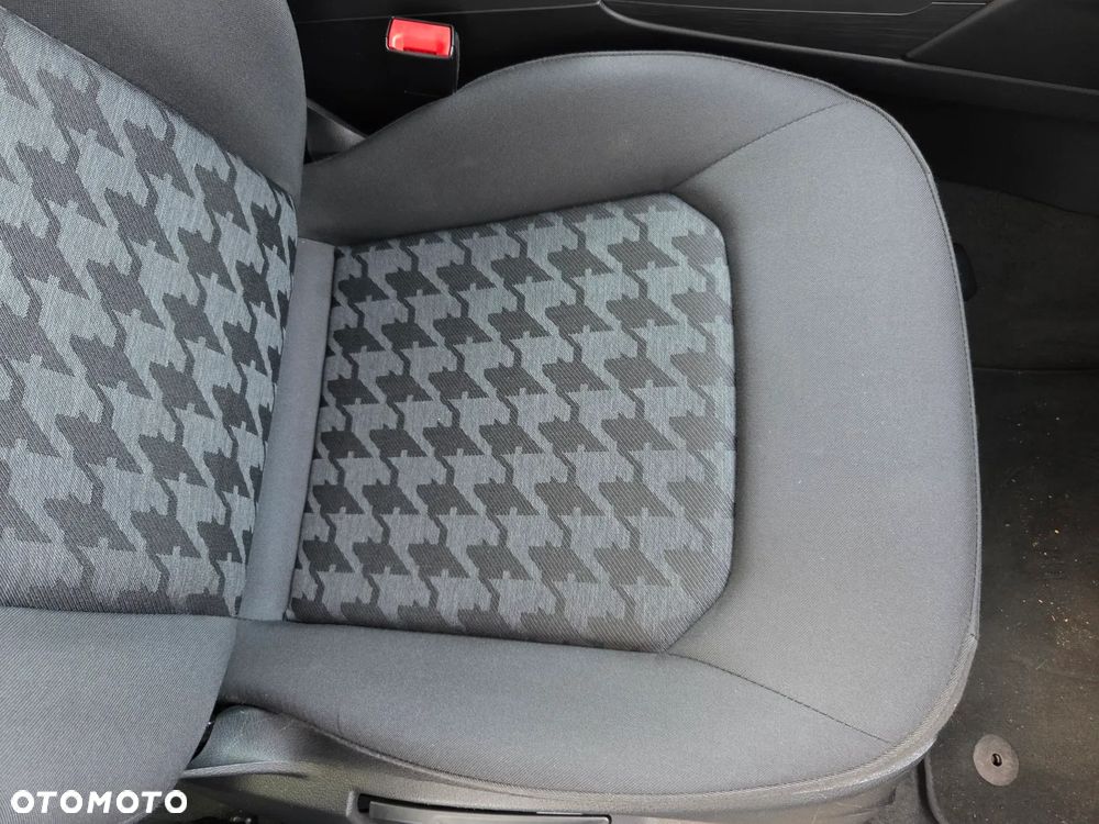 Audi A3 Sportback 2.0 TDI (clean diesel) Attraction - 17