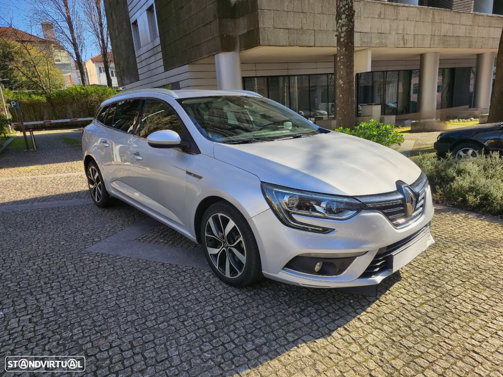 Renault Mégane Sport Tourer BLUE dCi 115 BOSE EDITION - 5