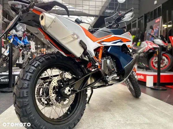 KTM Adventure - 9