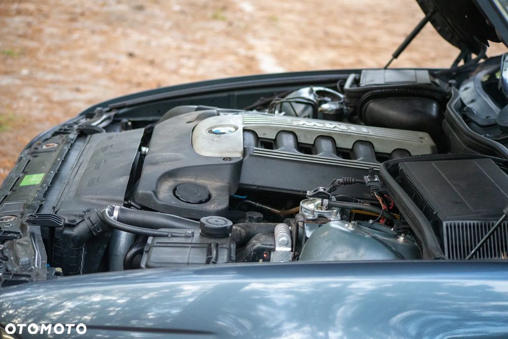 BMW Seria 5 - 28