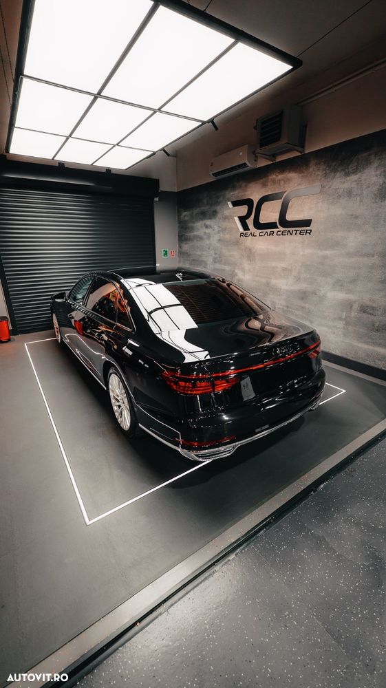 Audi A8 - 12