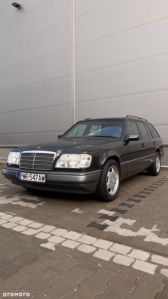 Mercedes-Benz W124 (1984-1993) - 1