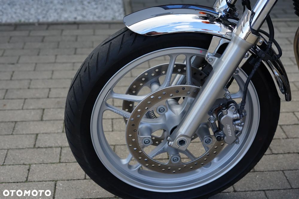 Honda CB - 32