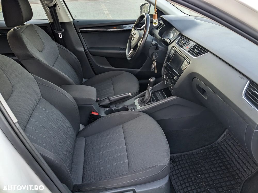 Skoda Octavia 1.6 TDI Style - 11