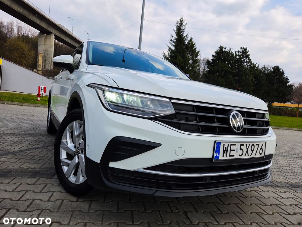 Volkswagen Tiguan 2.0 TSI 4Mot Life DSG - 2