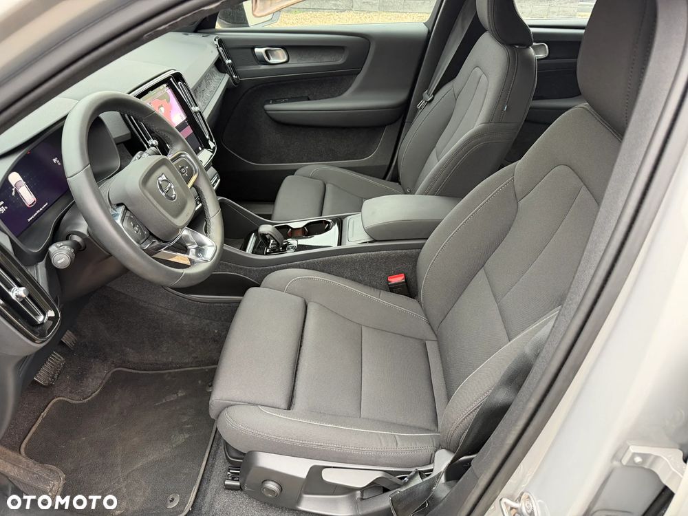 Volvo XC 40 Recharge 69 kWh Single Motor RWD Core - 11