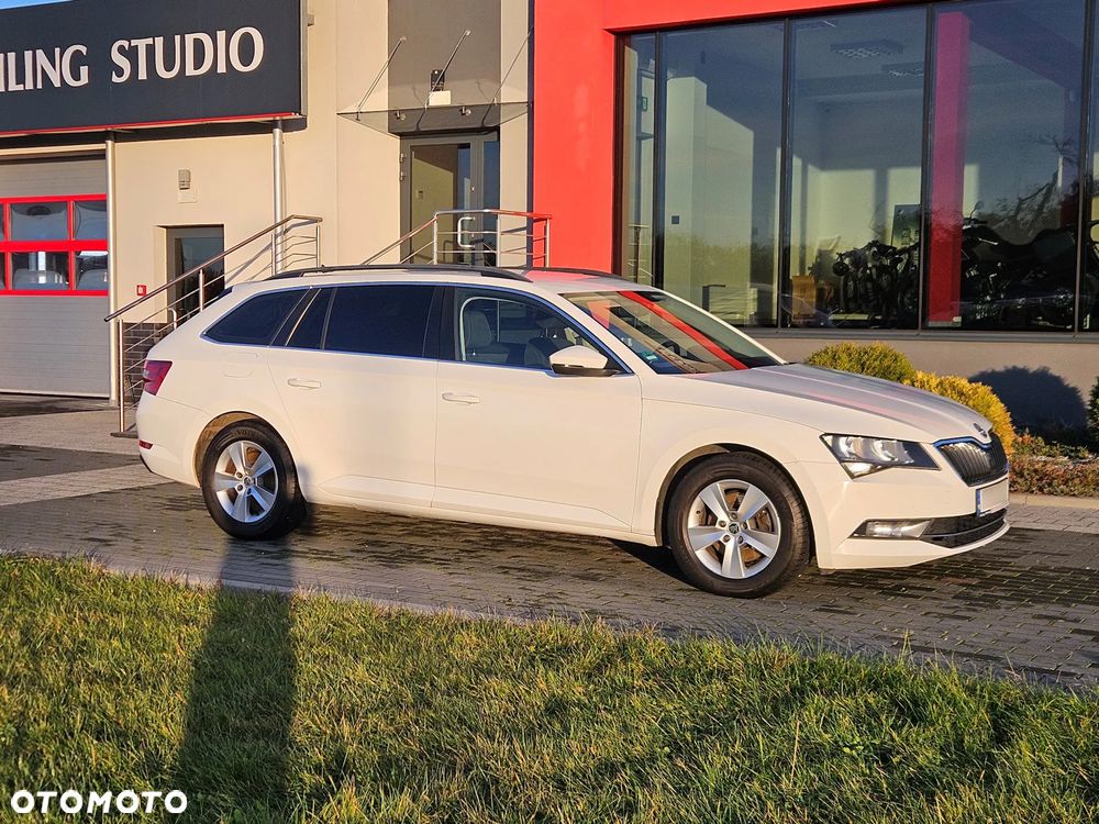 Skoda Superb 2.0 TDI Ambition - 1