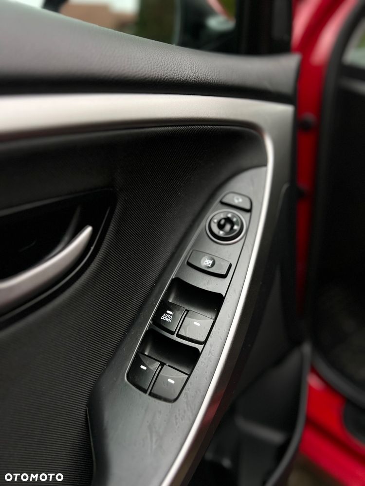 Hyundai i30 i30cw 1.4 Intro Edition - 28